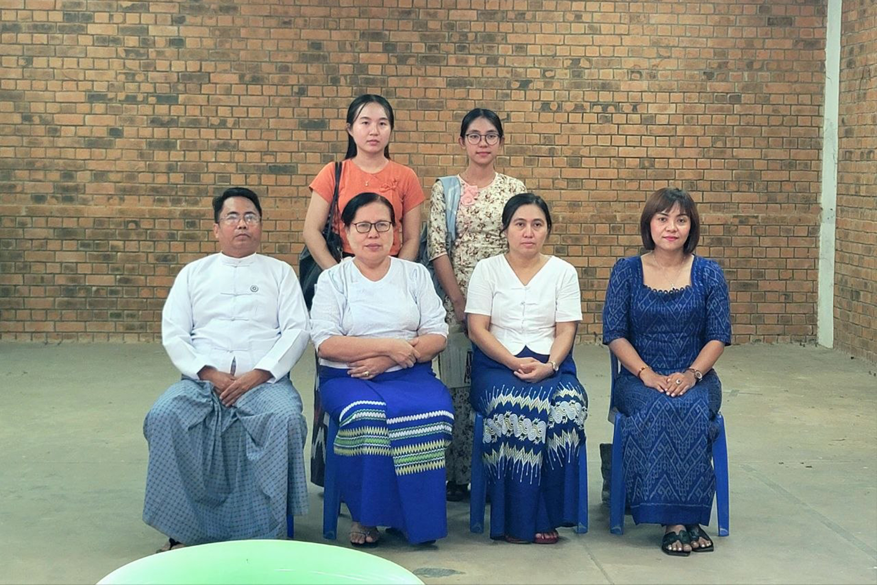 Min Bhone Shwe team group photo